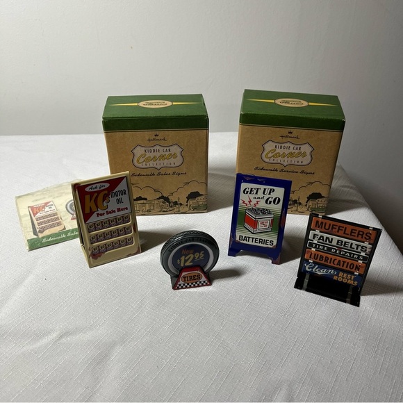 NEW Hallmark Kiddie Car Classics Collectible Garage + billboard Signs Gas pumps - Picture 13 of 16